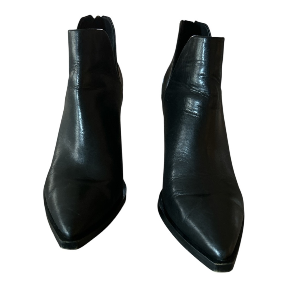 Vince Camuto Black Leather Gigietta Moto Booties size 7